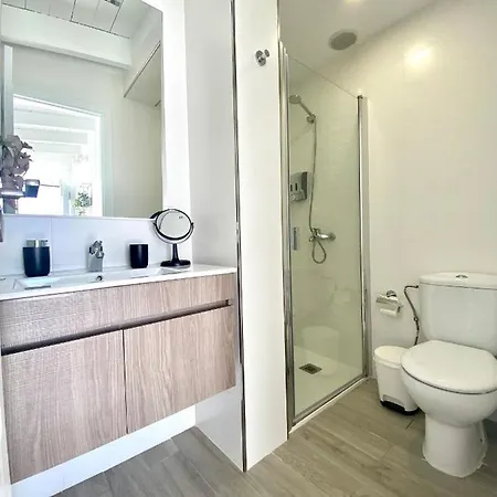 Residencial El Guaidil * Triquivijate