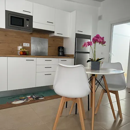 Residencial El Guaidil * Triquivijate