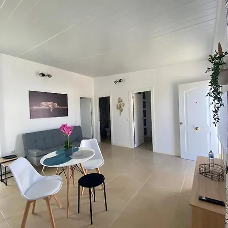 Residencial El Guaidil شقة *