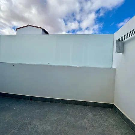 Residencial El Guaidil * Triquivijate