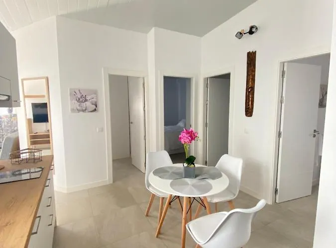 Residencial El Guaidil * Triquivijate