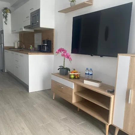 Residencial El Guaidil Апартаменты *