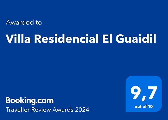 Residencial El Guaidil * Triquivijate